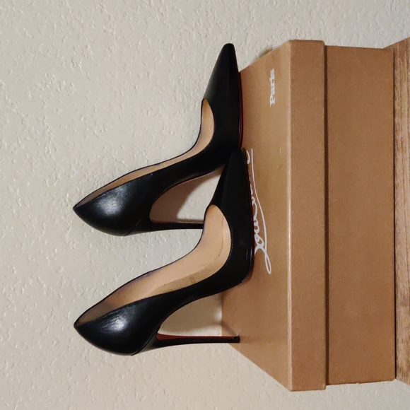 Christian Louboutin Shoes - Christian Louboutin "So Kate" Stilettos